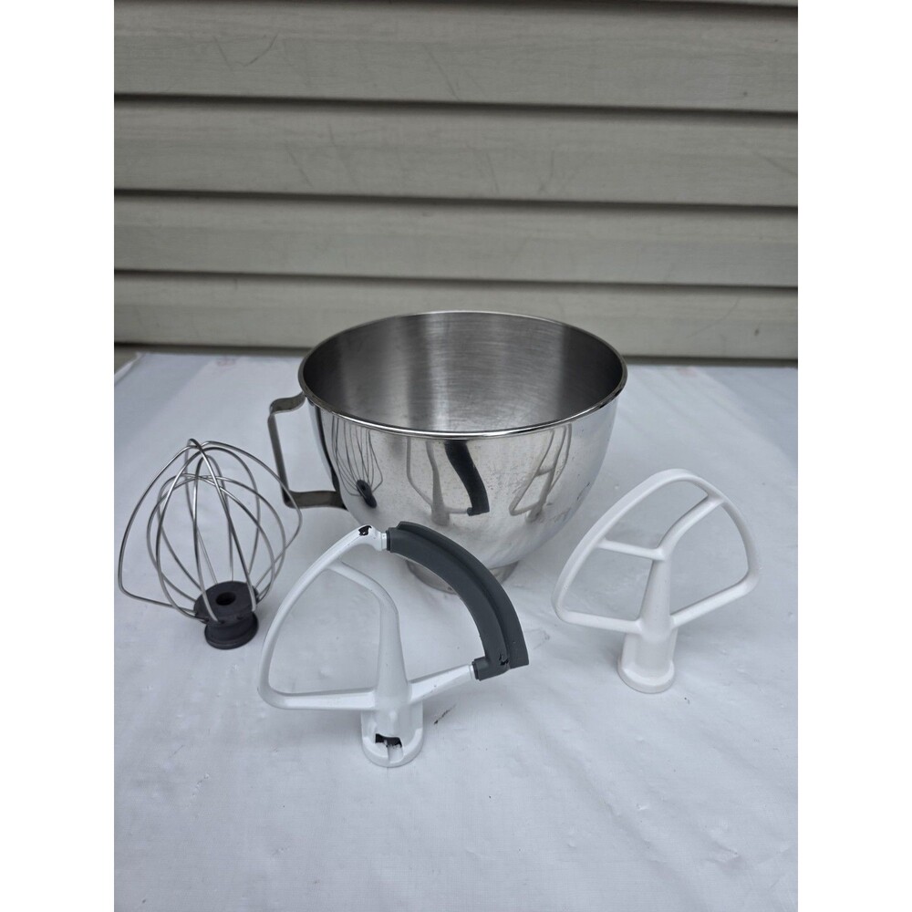 KitchenAid 4.5 Quart Stainless Steel Mixer Bowl + 3 Accessory flat beater, Whip